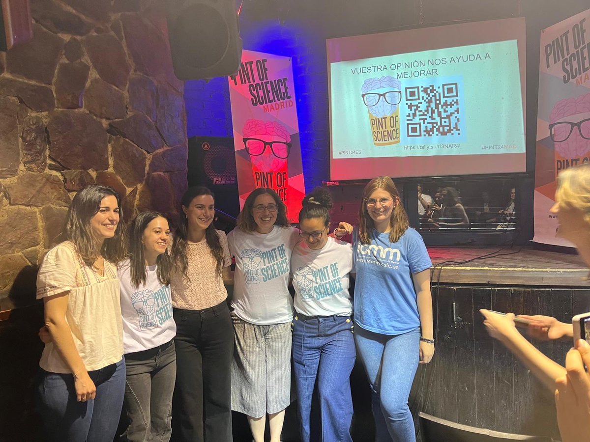 icmm_csic's tweet photo. Pues sí, hoy @ale_traspas y Pedro Serena han sido parte de #PintofScience… ¡y no han podido disfrutar más! 
Gracias por la oportunidad 💫
#pint24es 
#pint24Mad 
#icmmlife https://t.co/plSZ5NY30S