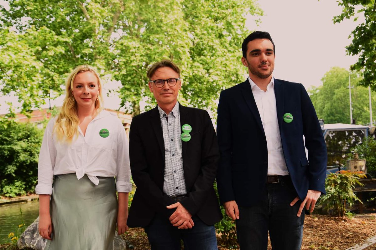 MarionribesR's tweet photo. Cette après-midi nos candidats es @ArtigueClement @RegisGodec @Camillemayzoue ont exposé les grandes lignes de leur programme lors d'une conférence de presse à #Toulouse pour les #ElectionsEuropeenes @EELV @EELVToulouse @EELV_midi_py https://t.co/xeI1OPF9xa
