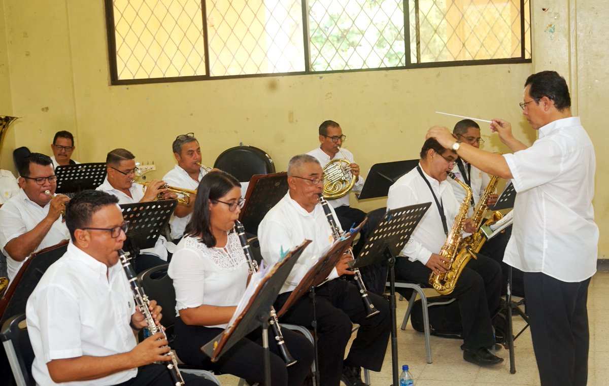 Ministerio de Educación Nicaragua tweet media