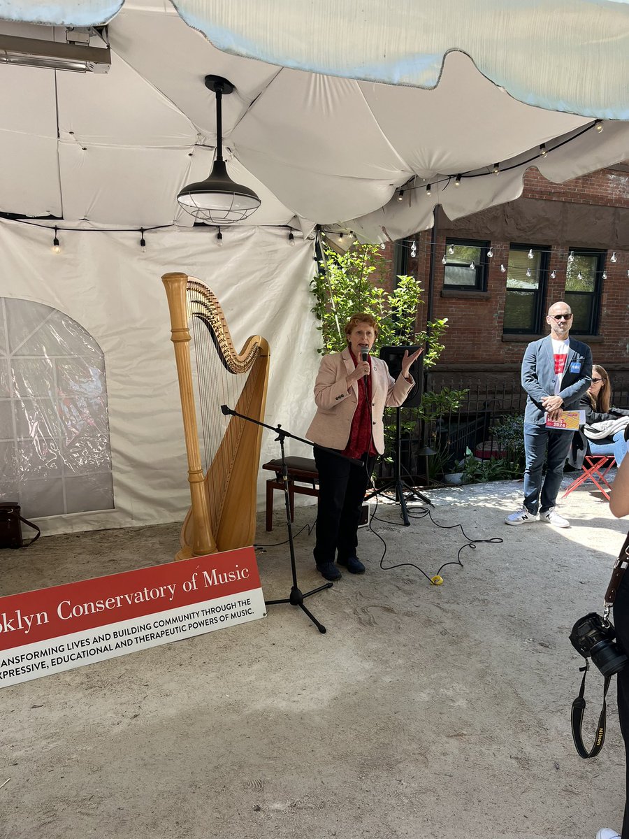 Tevin Williams (@thetevwilliams) on Twitter photo What an AWESOME Open Stages 2024 by the <a href="/bkconservatory/">Brooklyn Conservatory Of Music</a> 👏🏾 Amazing music and fun across all of Park Slope and I truly had a great time. Well done and honored to be here on behalf of <a href="/RepDanGoldman/">Rep. Dan Goldman</a> #MusicIsLife #arts What an AWESOME Open Stages 2024 by the <a href="/bkconservatory/">Brooklyn Conservatory Of Music</a> 👏🏾 Amazing music and fun across all of Park Slope and I truly had a great time. Well done and honored to be here on behalf of <a href="/RepDanGoldman/">Rep. Dan Goldman</a> #MusicIsLife #arts