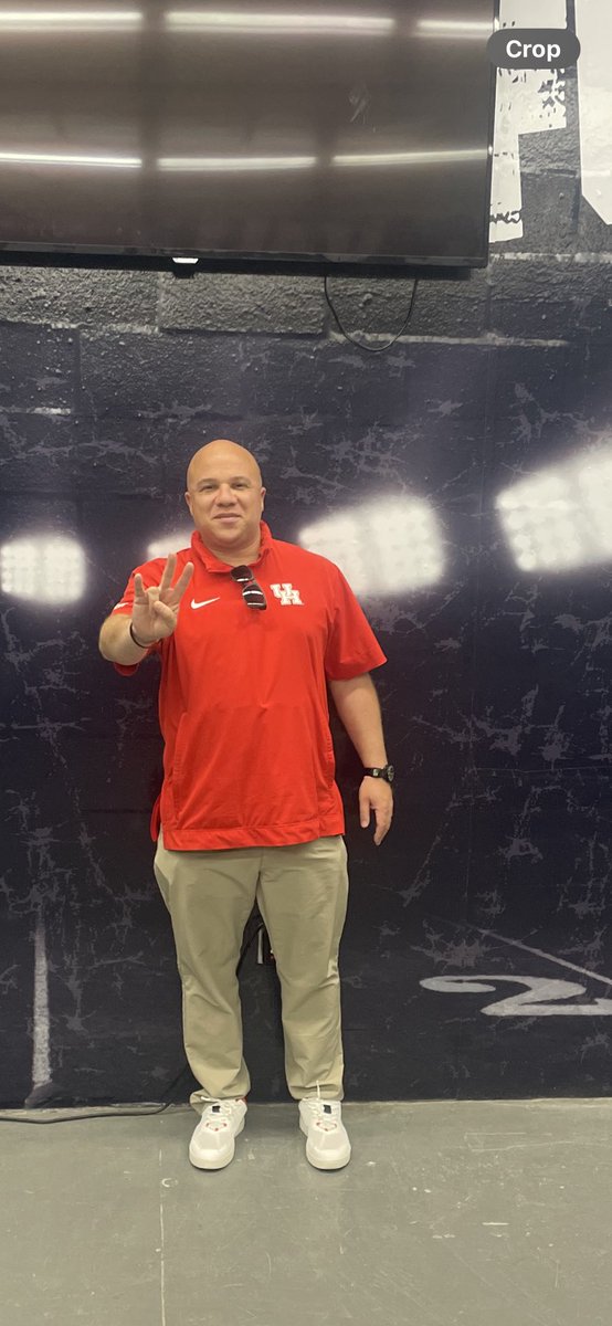 Thank you for stopping by Del Valle @CoachJCY and @UHCougarFB and Recruting @DVFootballOFOD!! #OFOD @DVHSYISD @YISDAthletics1