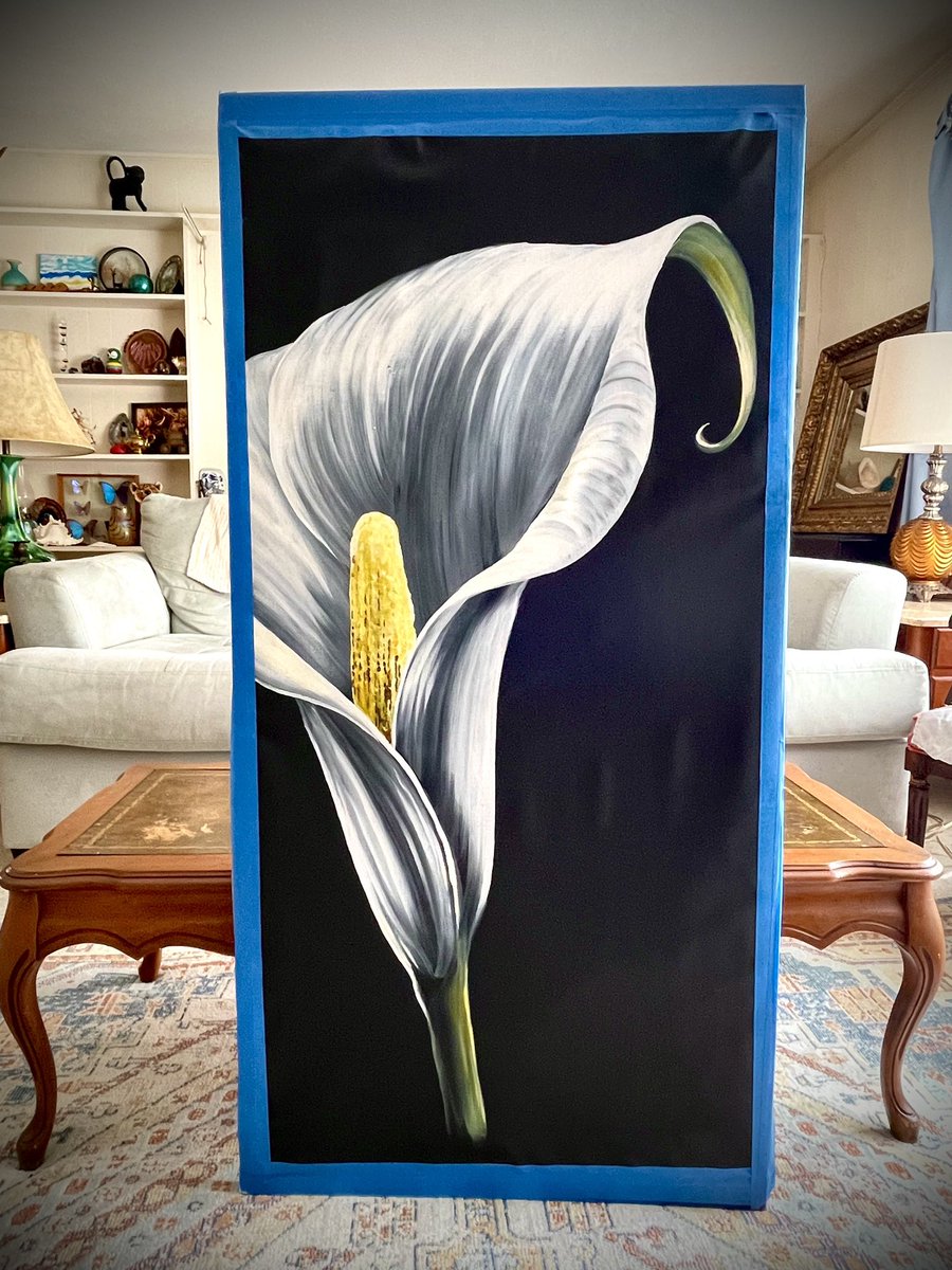 Painting available! This is a big one! “Calla Lily” 44x22 painted on loose canvas $400 free shipping (Pardon the blue painter’s tape around the border… was still a lil wet when I took the photo) Anyone interested?? ALMOST 4FT!! Free shipping, DM me! PLEASE RETWEET!
