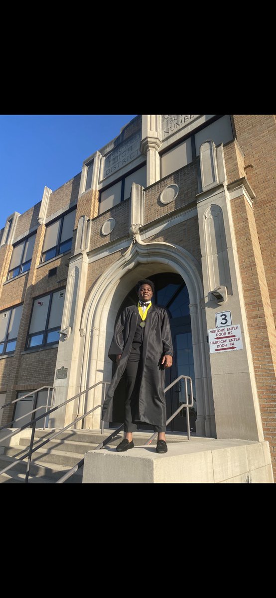 Officially graduated FCHS as a Honors Graduate❤️🖤!!! <a href="/Mckendree_FB/">McKendree Football</a> soon💜🤍!!!!