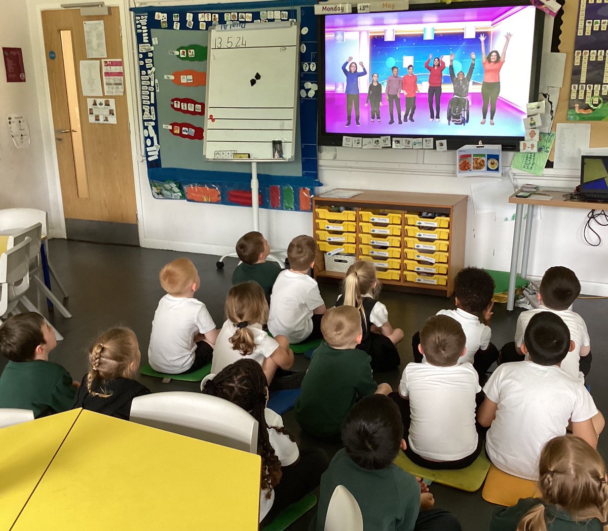 Year 1 enjoyed joining in with <a href="/BBCLiveLessons/">BBC Live Lessons</a> to celebrate #MentalHealthAwarenessWeek2024.

<a href="/TeamManorGreen/">Manor Green Primary #ReadyRespectfulSafe</a>