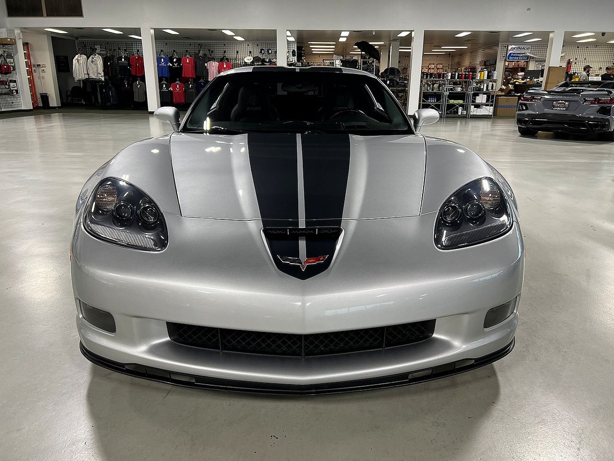 corvette_world's tweet photo. 2009 Corvette Z06 CSR (Competition Sport Racing)  RARE 1 of 20 #csr #corvettecsr #corvettesforsale #corvetteforsale #corvettes #corvette #c6corvette #corvetteperformance #corvetteracing #corvettelifestyle #corvettefamily #corvetteworld #rarecorvettes https://t.co/aNEEdN5EXy