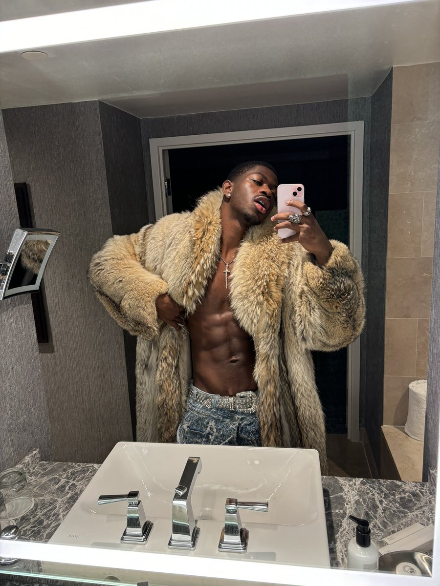 ☆ ‧dreamboy··‧̩̥˟͙冬˟͙‧̩̥l (@lilnasx) on Twitter photo 