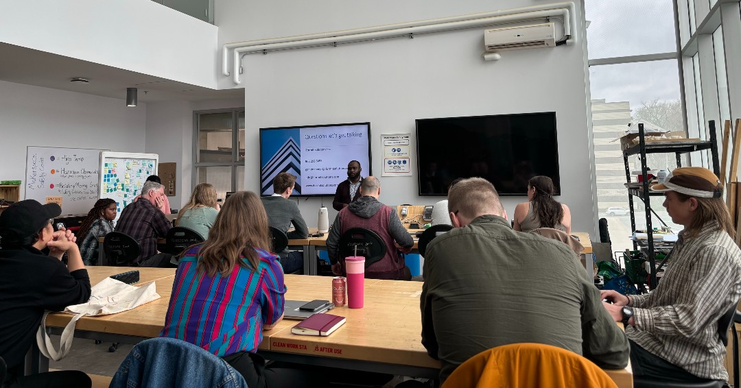 dalideahub's tweet photo. We are so impressed with the progress our Fall ideaBUILD Cohort is making with the development of their #prototypes. On Friday we welcomed our ten ventures and panel of experts for #PrototypeDay where we heard from each founder and saw the advancements they have made. https://t.co/4nj0gcv6jH