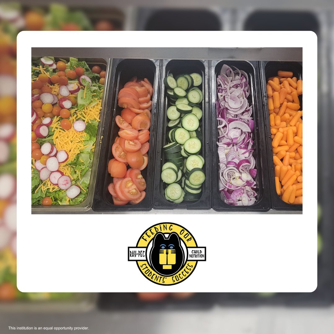 Taste the rainbow with our colorful salad bar at Bridle Ridge! 🍅 🥕 🥒 @RayPec #RaymorePeculiarMO #RaymorePeculiarMissouri #RaymorePeculiar #MOschools #CassCounty
