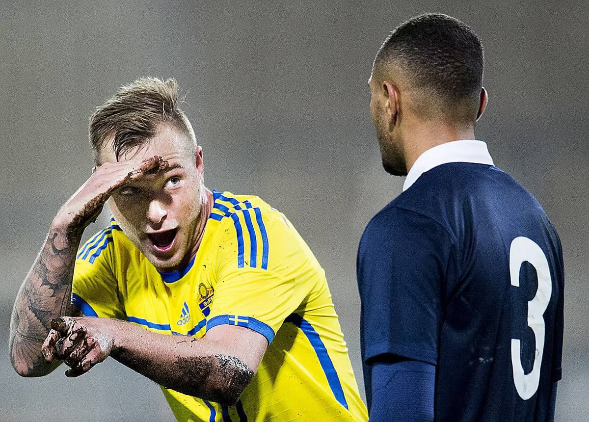 pedersen100's tweet photo. @FabrizioRomano Bye bye https://t.co/k879ijoL48