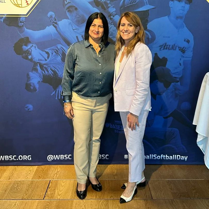 #Feliz10moAniversario
#Happy10thAnniversary 

Nuestro presidente de @Arabeisbol @FEVEBEISBOL estuvo presente en el 10mo aniversario de @WBSC junto a su @WBSCPresident y la secretaria general Beng Choo Low entre otras personalidades  

#OurGame
#NuestroJuego