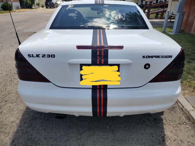 I spray tinted my taillights and headlights. https://t.co/DdmsFvKCqf