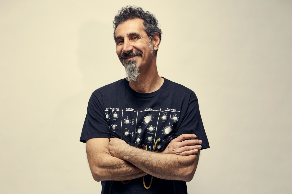 During a band meeting in 2017, @serjtankian told his System of a Down bandmates 'I think you guys should find a new singer.” Read the excerpt from his book that describes the entire conversation: rollingstone.com/music/music-fe…