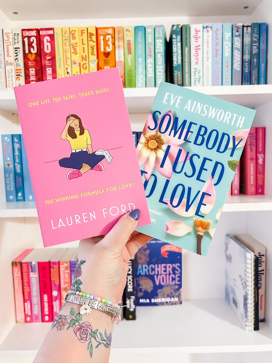 Thank you so much @canelo_co for these 2 proofs! 🥰💖

#LivIsNotALoser by #laurenford is out 11/07 💕

#SomebodyIUsedToLove by @EveAinsworth is out 27/06 🌸 

I can’t wait to read them both they sound so great! I am so grateful 💝🫶🏻 

#bookblogger #bookpost #bookmail #proofbooks