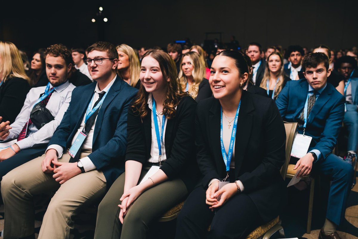 Collegiate DECA tweet media