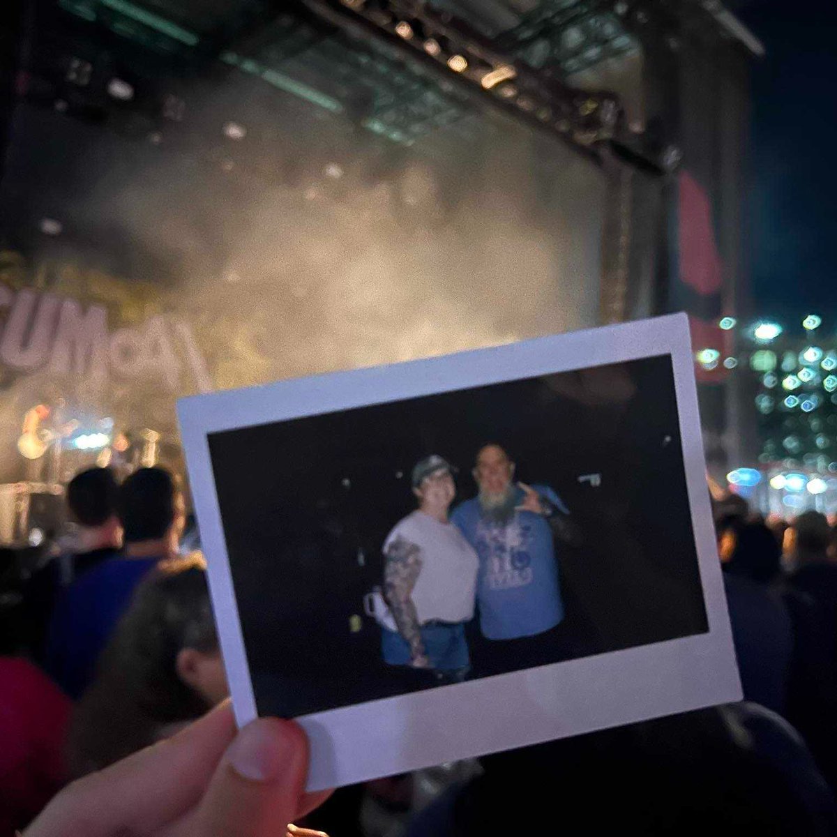 Create RHA memories with us! 🎶 Our staff has been having a blast taking Polaroid photos with fans that they can take home and cherish forever! Share yours with #RHAmems ❤️