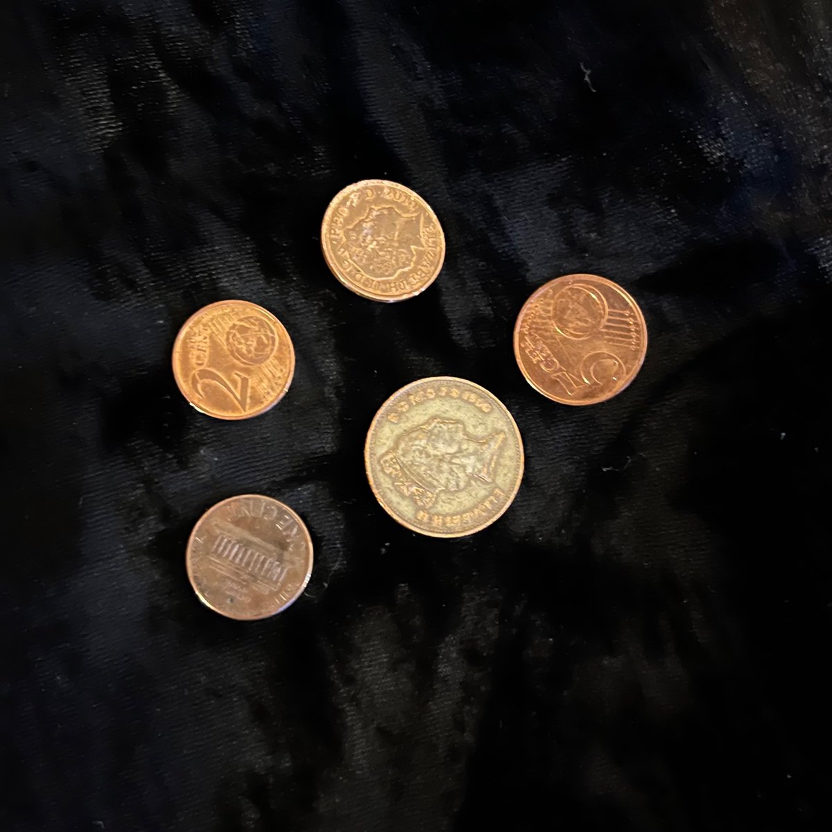COIN WATCH: During (March and?) April 2024 I found a total of 5 coins with a combined value of 3p, 7c (€) and 1c ($) #coins #coinwatch (I have a feeling I put March finds to one side and forgot to log them)