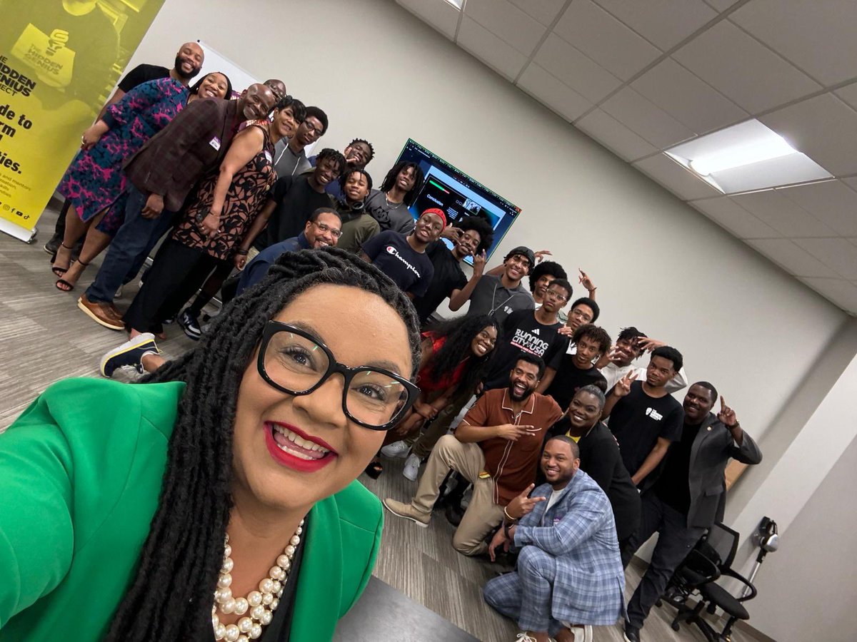 I visited the @HiddenGeniusPro and as a former STEM teacher I was very impressed. We discussed both the challenges and opportunities for young Black men in tech and entrepreneurship, especially in the era of AI.