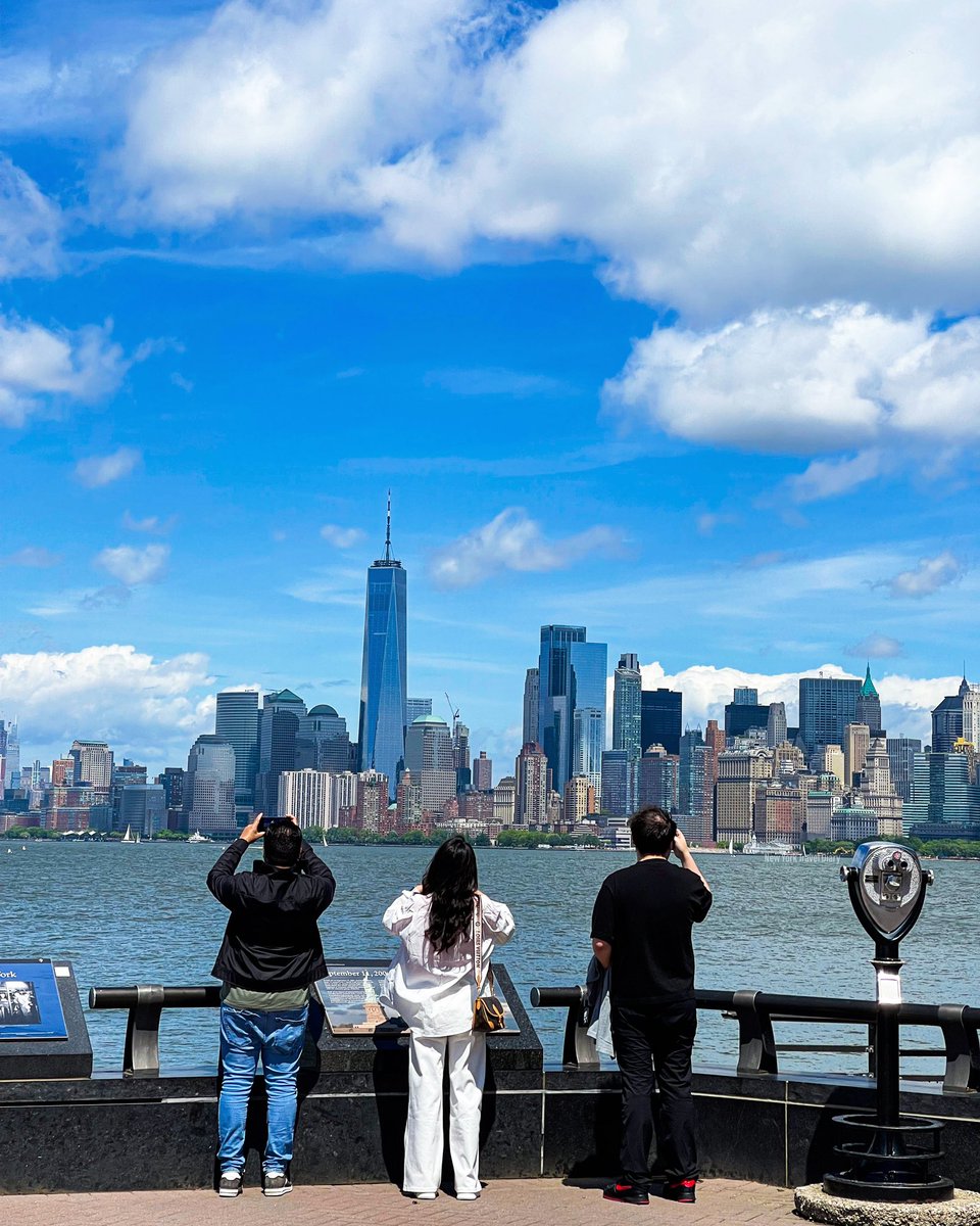 Iconic view, timeless memories. <a href="/OneWorldNYC/">One World Observatory</a> from <a href="/StatueOfLlberty/">Statueofliberty</a> 💞💞#nyc