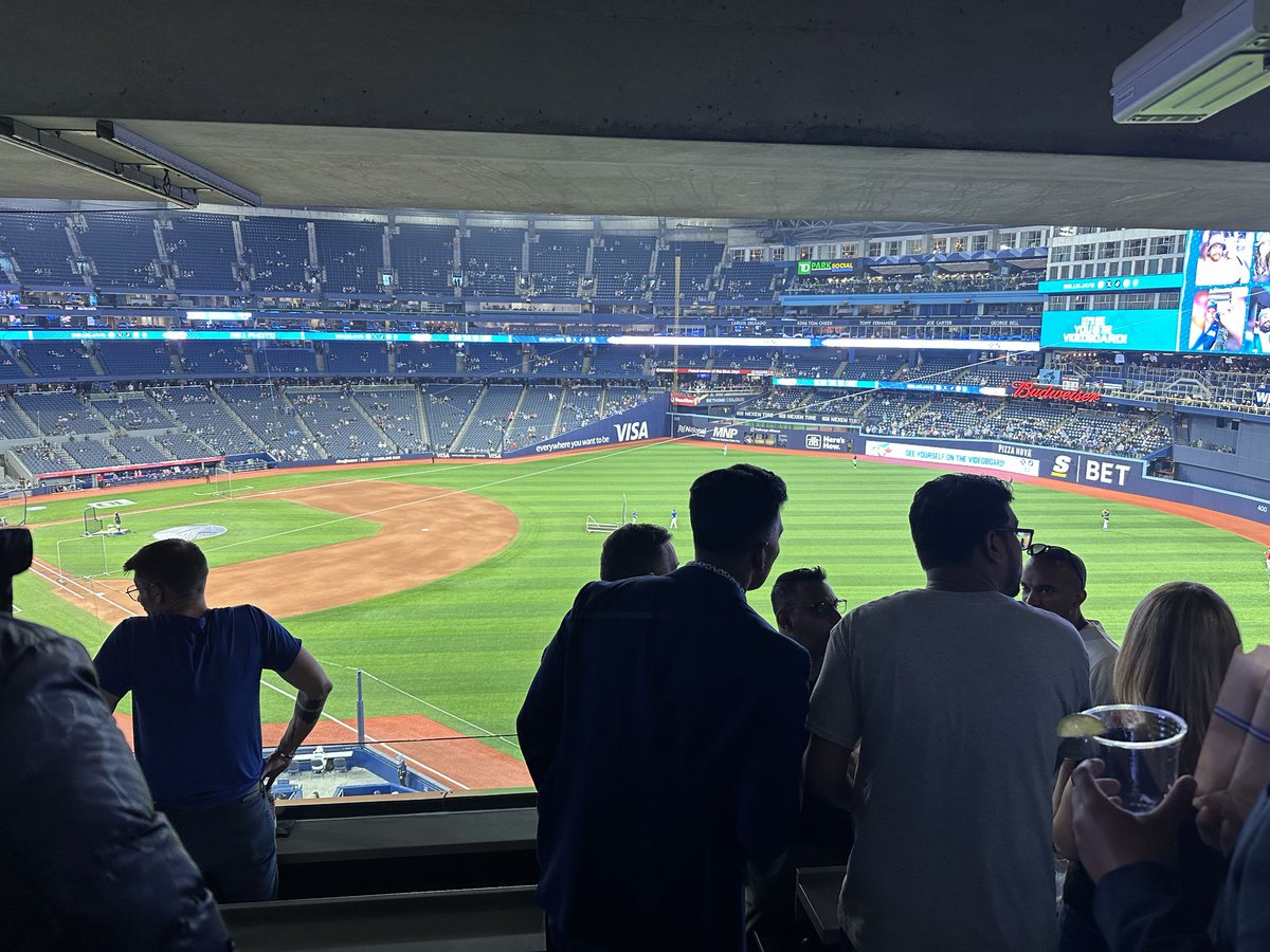 We hit another home run in Toronto for NICE customers! We had #CX-filled day with engaging content sessions, a happy hour, and an exciting baseball game. Thank you to everyone who joined us, and we'll see you at our next CX Home Run event with the NICE team!