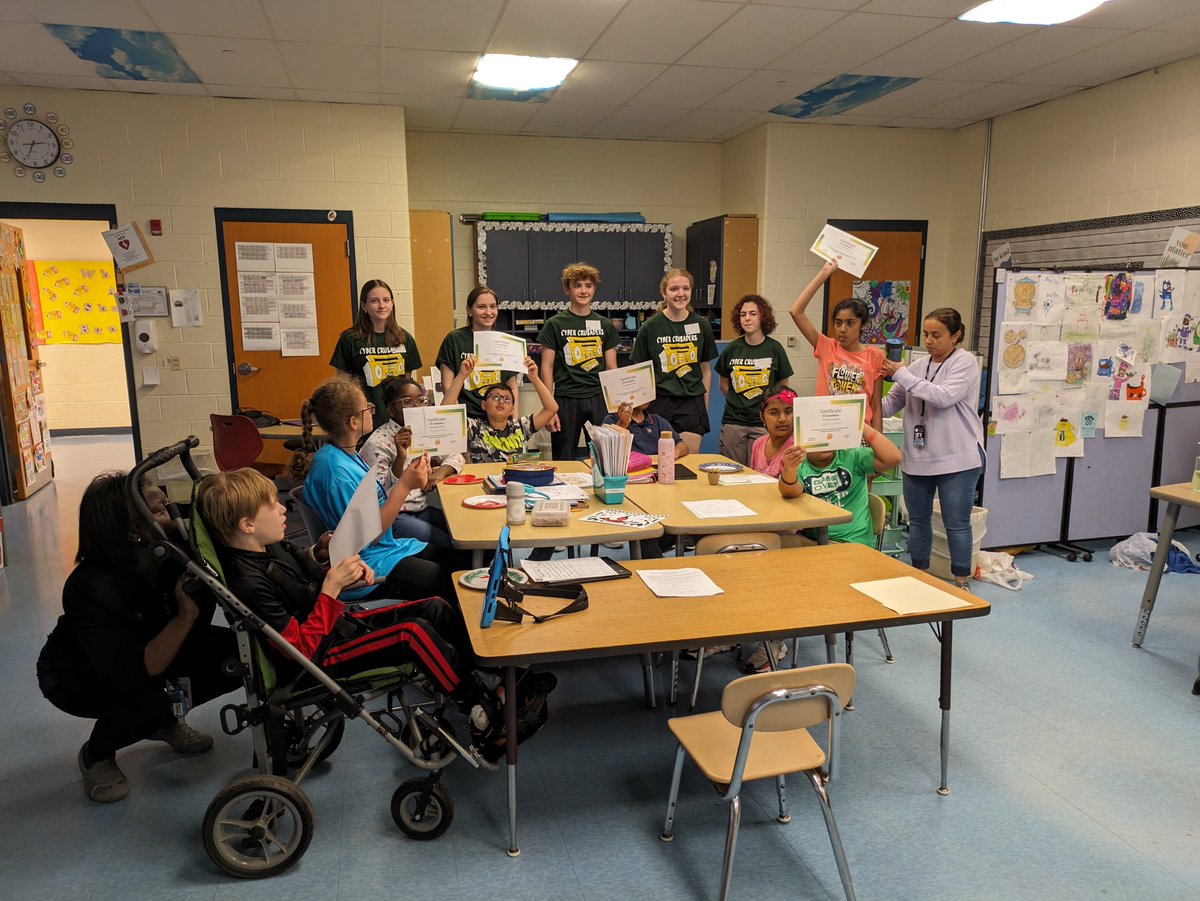 We had so much fun teaching students at Kulp Elementary how to program a FIRST Lego League Robot!