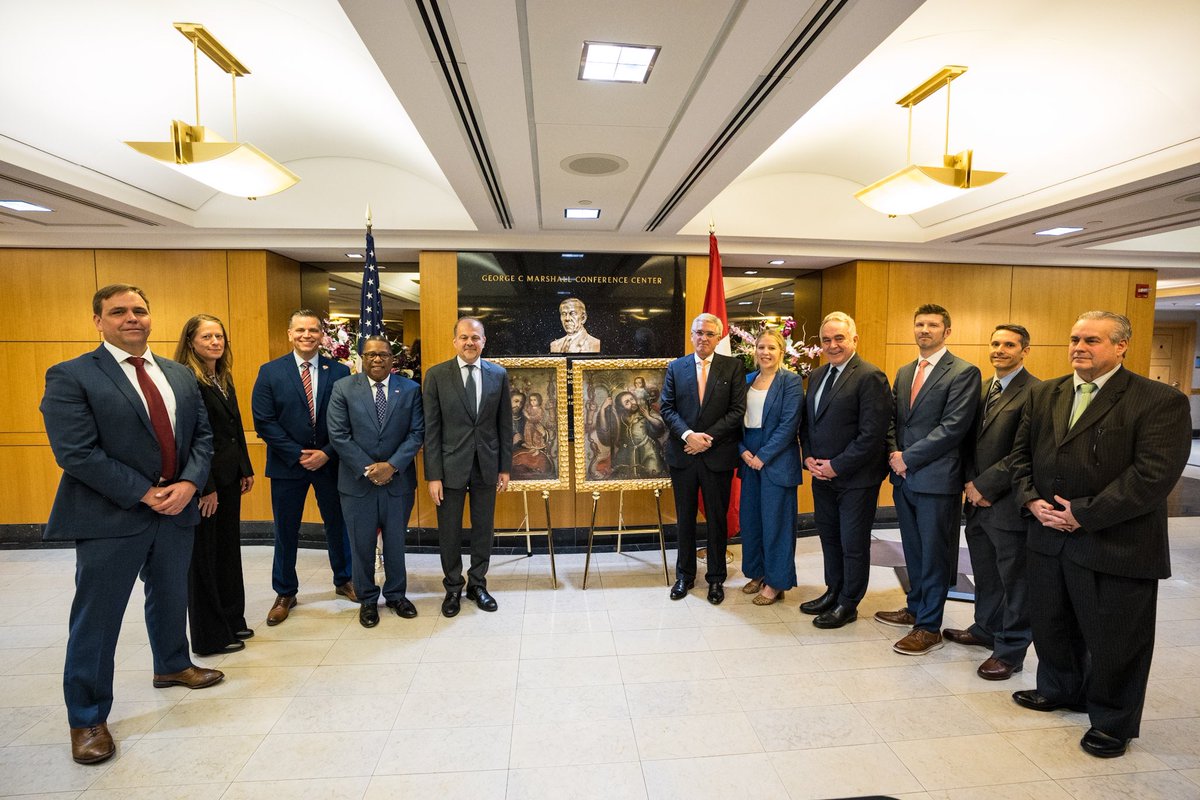 #ICYMI Two 17th-century paintings recovered by the #FBI Art Crime Team were repatriated to Peru in a ceremony between the @StateDept, Embassy of @PeruInTheUSA, and the FBI. This event opens new paths of cooperation in combating the illegal trafficking of Peru’s cultural heritage.