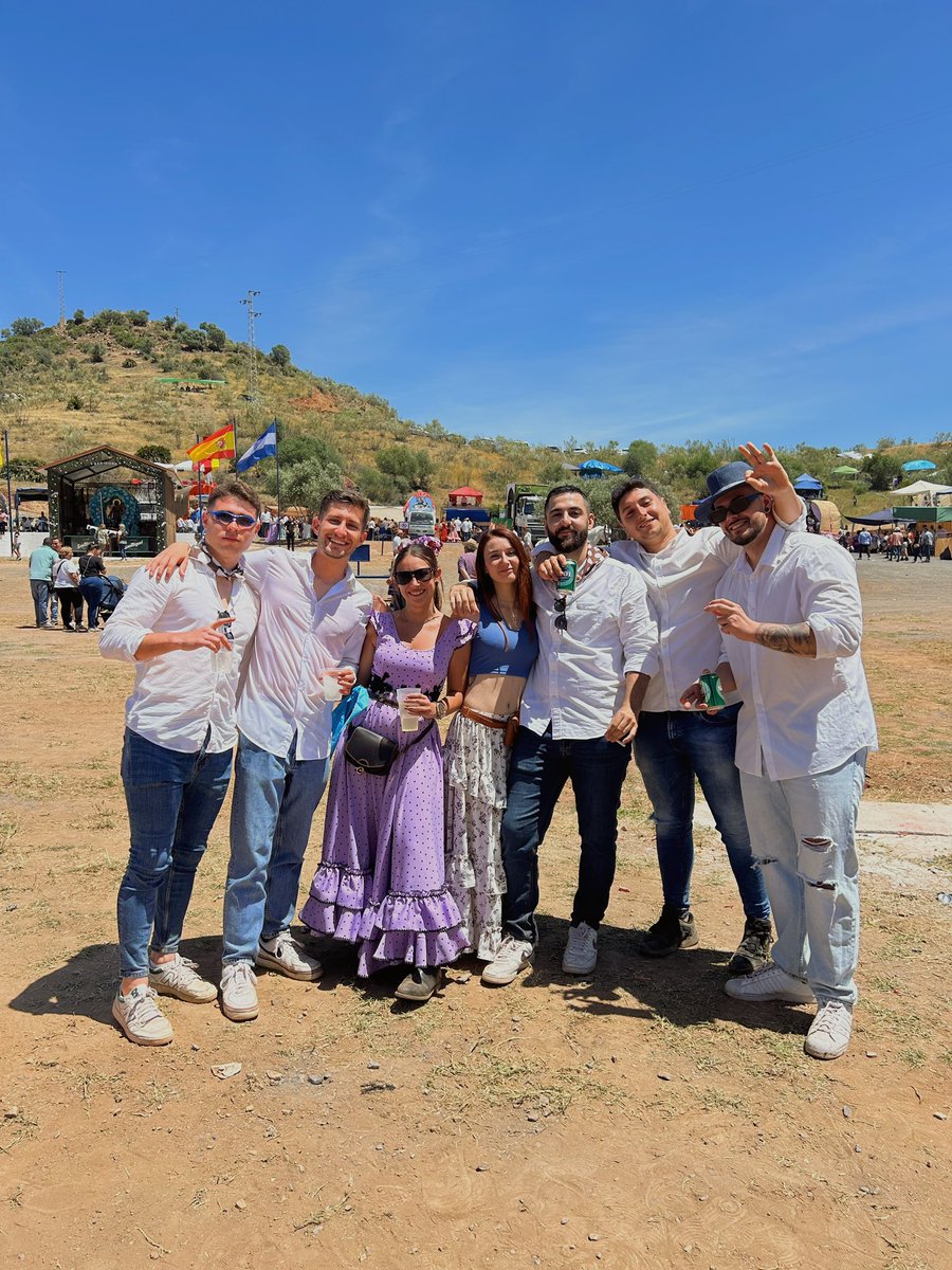 Un año más al lado de personas muy especiales ✨💖🌾🍻🥇