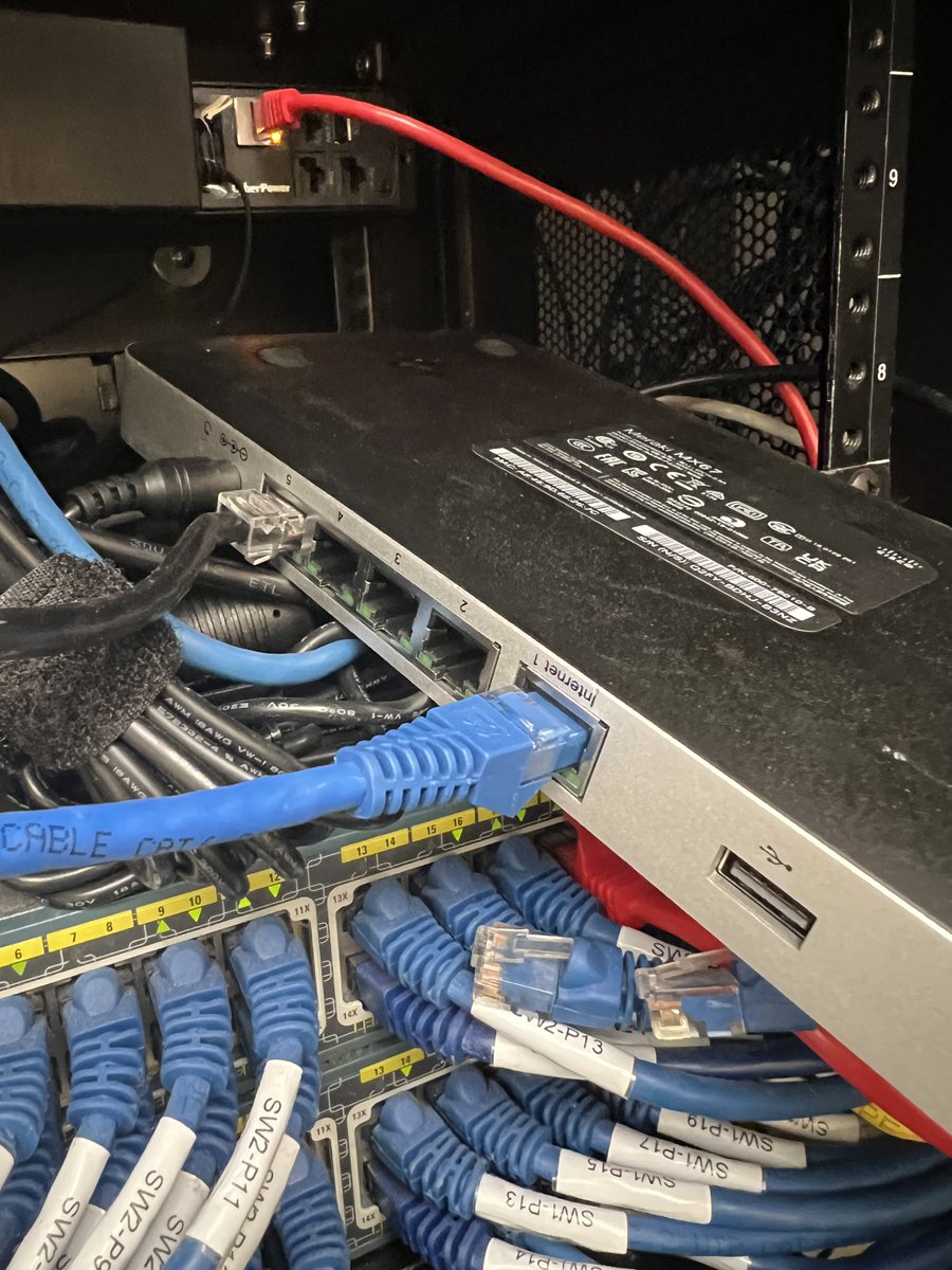 Assisted our customer in Monroeville to troubleshoot MX. Found out that MX was unplugged from the power supply. Reconnected the device and tested.

#JCCHelp #networksystem #internet #connectivity #troubleshooting #switch #MX #networkswitch #downtime