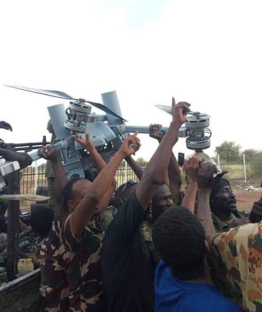 ⚡️Another UAE supplied drone, operated by the RSF militia, shot down in Umm Dalka, near Sinnar.

#UAEKillsSudanesePeople 
#الامارات_تقتل_السودانيين