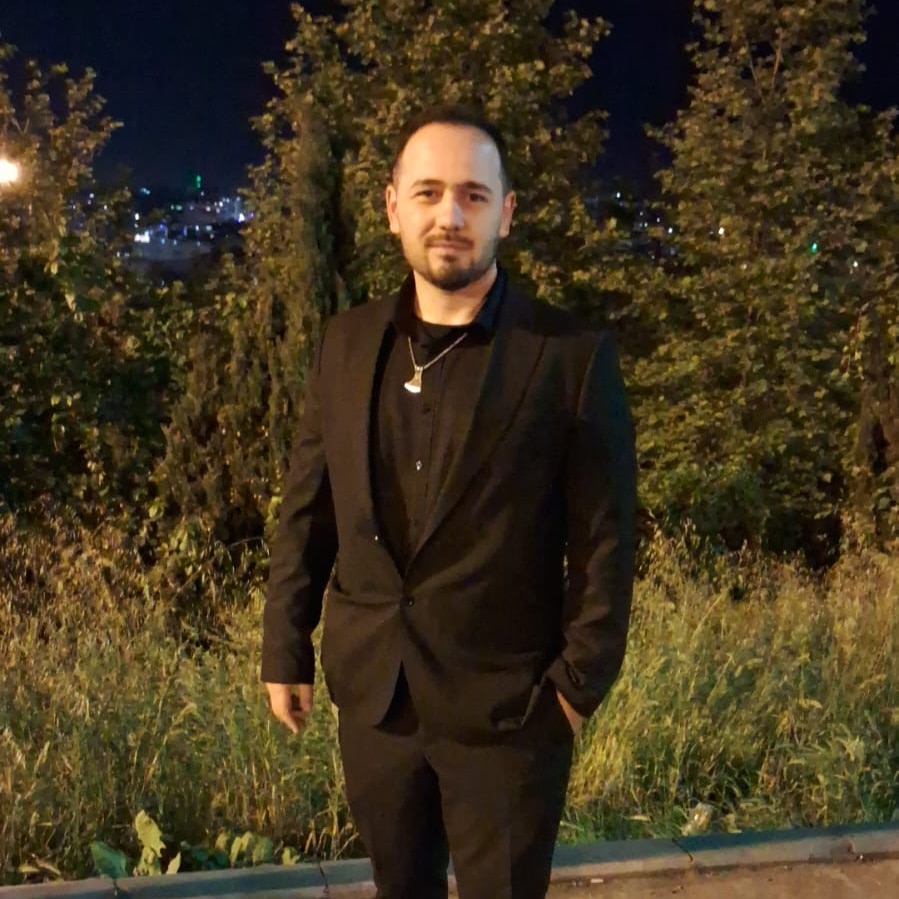 Mahmtakyuz's tweet photo. #YeniProfilResmi #tbt https://t.co/OhxhxMqHCy