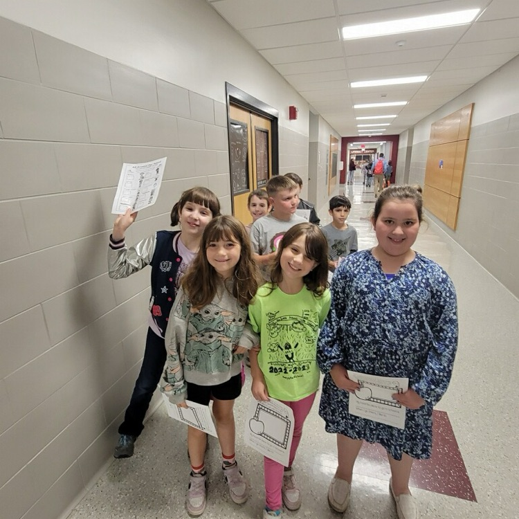 BHIMS_BHASD's tweet photo. The third graders got to visit the Intermediate School today for Step Up Day. We are so excited for them to join our building next school year! https://t.co/QSUsKnbM50
