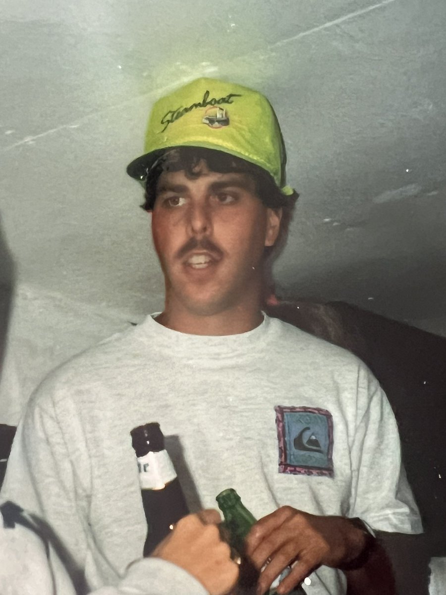 Dad, circa ‘89. Can you guess why I love skiing? Check out that hat! 😎