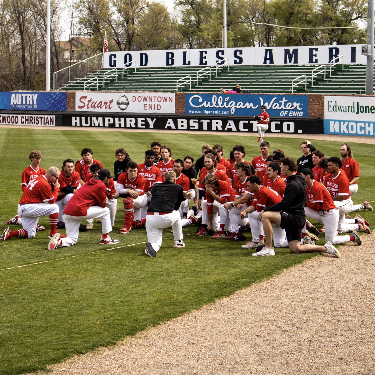The Mavs finish the 2024 season with a record of 42-19. We'd like to thank our players, coaches, training staff, parents, professors, administrators and everyone who supported the #tonkboys during this thrilling season which ended with a gritty postseason push. We'll be back 🤘🏻