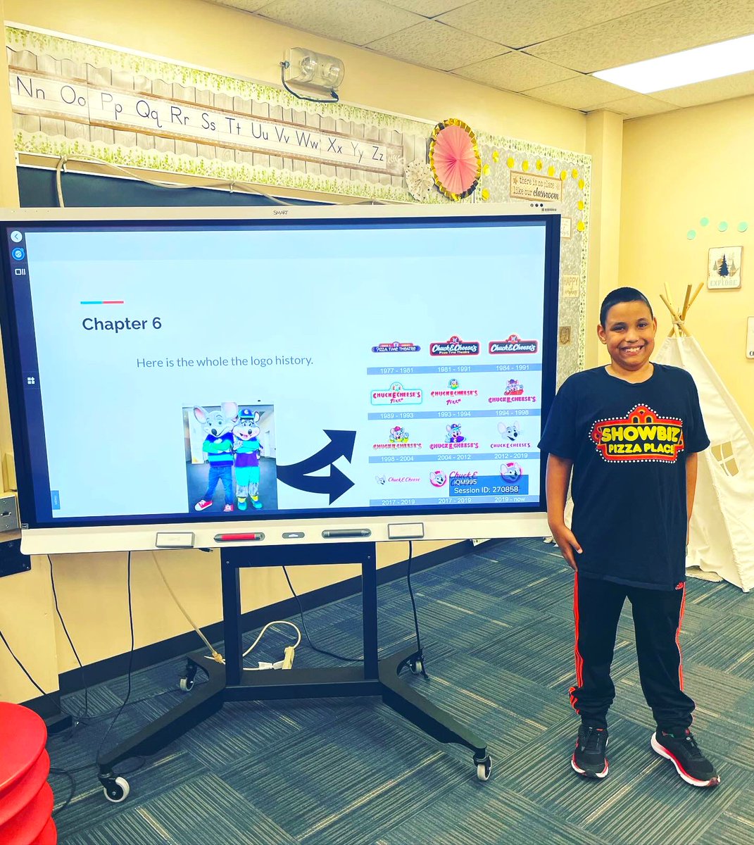 This student had a captive audience when he embraced our shared love of vintage establishments and provided a thorough PPT presentation on the subject of @ChuckECheese.

Passion, personalization, & pizza. 

#JoyfulLeaders #KidsDeserveIt