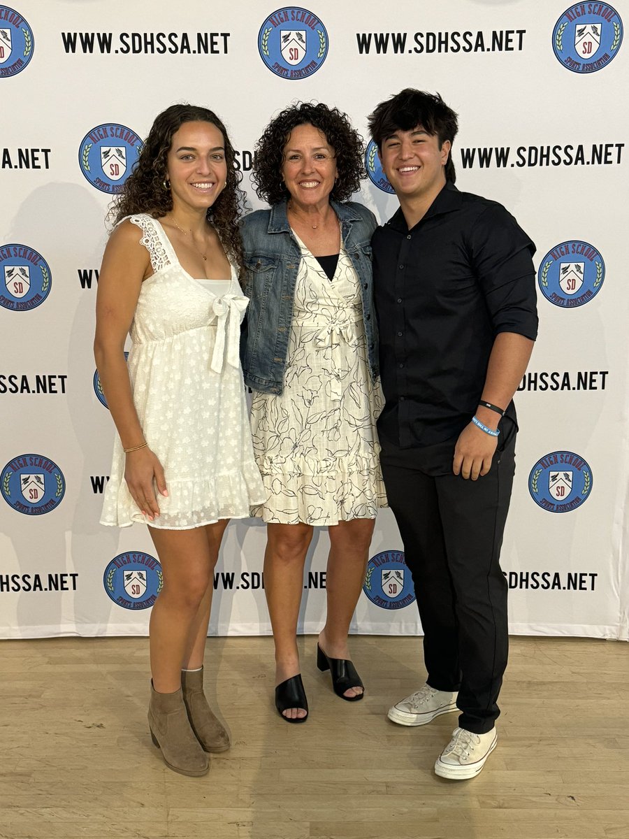 Kari DiGiulio tweet media