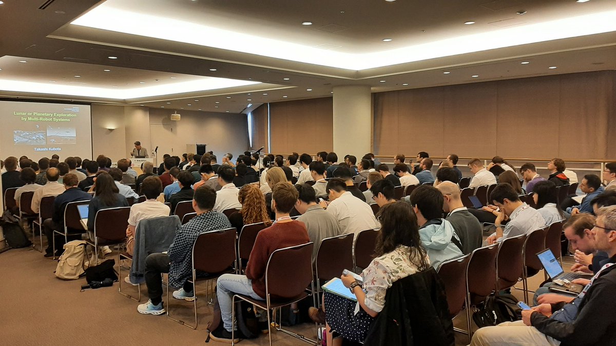 David_RodZX's tweet photo. We had an amazing turnout at yesterday's 2nd HERMES Workshop on Multi-Robot #sensing &amp; #perception in Extreme Environments at #ICRA2024. 

Thanks a lot to all the speakers, contributed paper authors, poster presenters, and everyone who attended onsite and online. 
@ieee_ras_icra https://t.co/8VZNYCkYFF