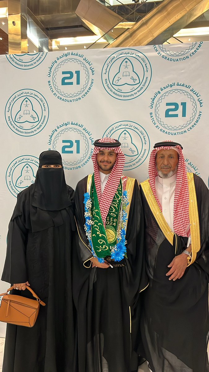 𝙵𝚊𝚑𝚊𝚍 tweet media