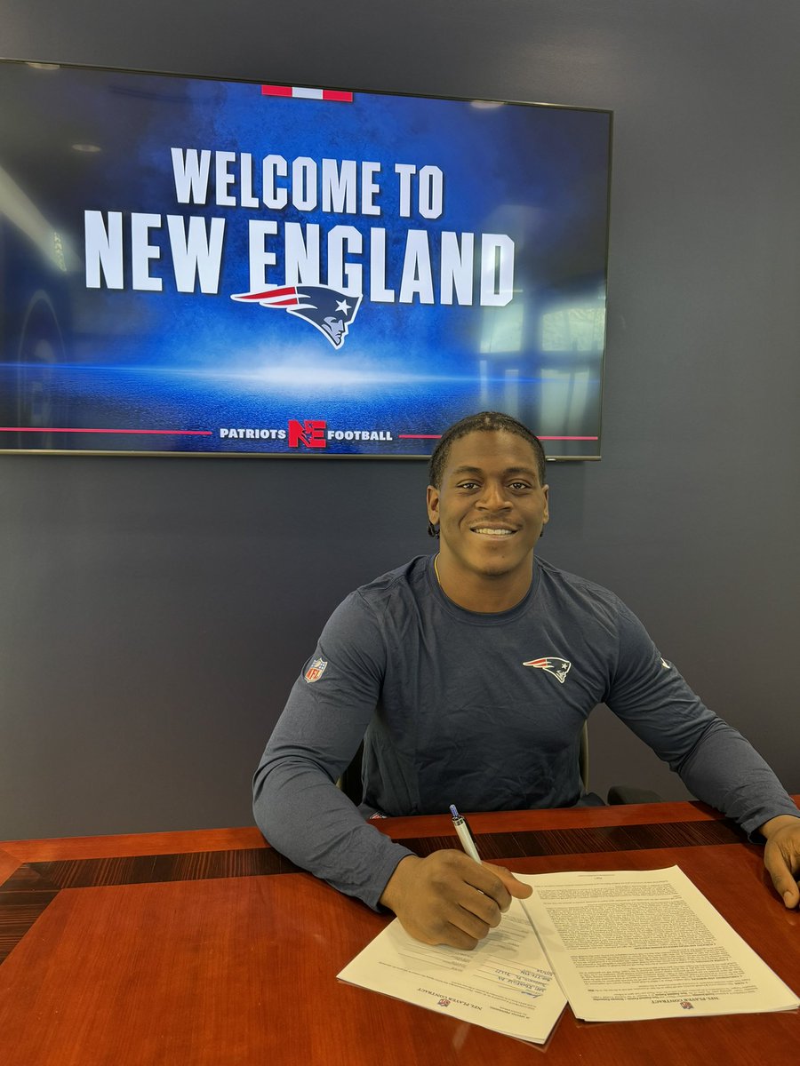 Florida A&M (RB) Terrell Jennings signed 3 year $2.83 Million deal with the New England Patriots