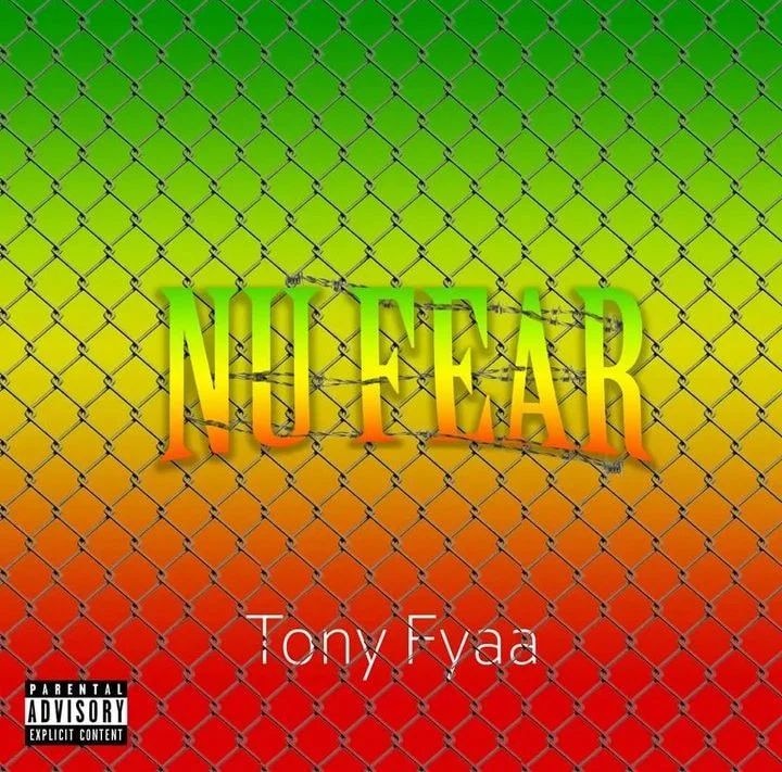 In a 2'd in a 3's

'Mad😡🔥' stream🎧🔊
Nu Fear by Tony Fyaa  songwhip.com/tonyfyaa/nu-fe…

 'mad😡' 

For bookings email greenbranchproduction@gmail.com

'Mad😡luv❤️' 
.
.
.
#tonyfyaa #newreggae #LIKEs #music #loversreggae #rootsreggae #reggae #reggaemusic #loversrock #jamaica