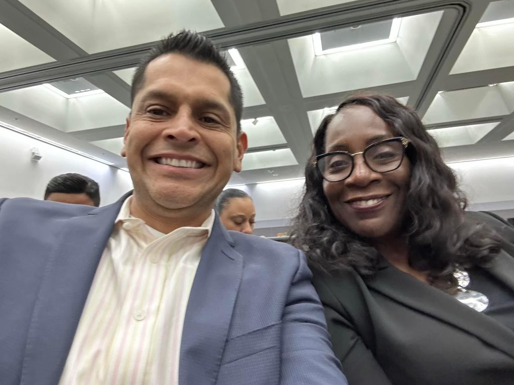 Happy birthday to my labor sister, President of @LALabor Yvonne Wheeler 🎊🎉