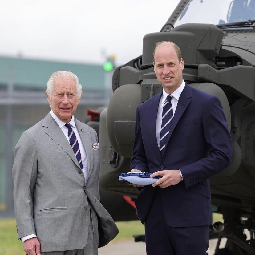 A special day for the @armyaircorps today as, after 32 years of service HM The King handed over as Colonel-in-Chief to HRH The Prince of Wales. Good to have you on board Sir. @BritishArmy #helicopter #apache #army #britisharmy #militaryaviation #pilot #armyaircorps #bethebest
