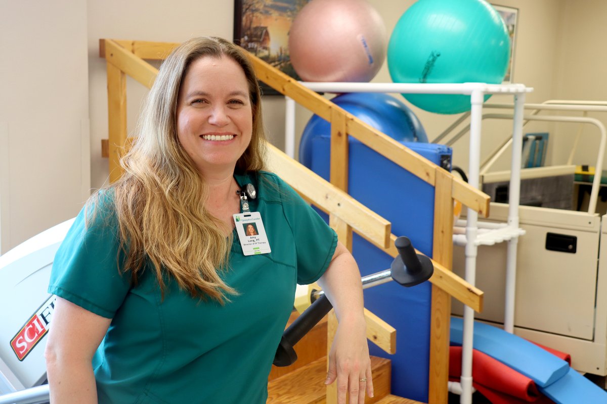 Meet Amy Long, director of inpatient physical and #OccupationalTherapy for St. Joseph’s/Candler. Amy started at St. Joseph’s Hospital 23 years ago, her first job out of school, as a #physicaltherapist.  Meet featured co-workers on our website: sjchs.org/home/about-us/…