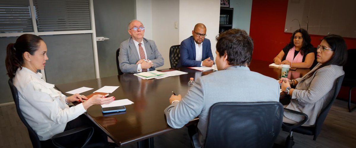 En reunión de trabajo con parte de mi equipo en la @AMEXCID, reafirmamos nuestro compromiso  con el fortalecimiento de proyectos en materia de #EquidadDeGénero, alineado con la #PolíticaExteriorFeminista de #México.
🤝Cada proyecto, cada iniciativa, cada acción que emprendemos en