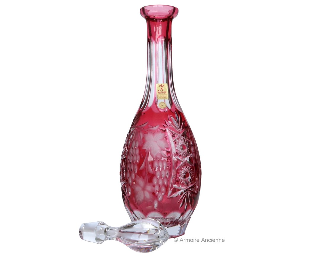 Cranberry Crystal Decanter - Colored Crystal - NACHTMANN Traube / Grapes Pattern by ArmoireAncienne dlvr.it/T6qtLj #vintagebarware #luxuryhome #vintagegifts