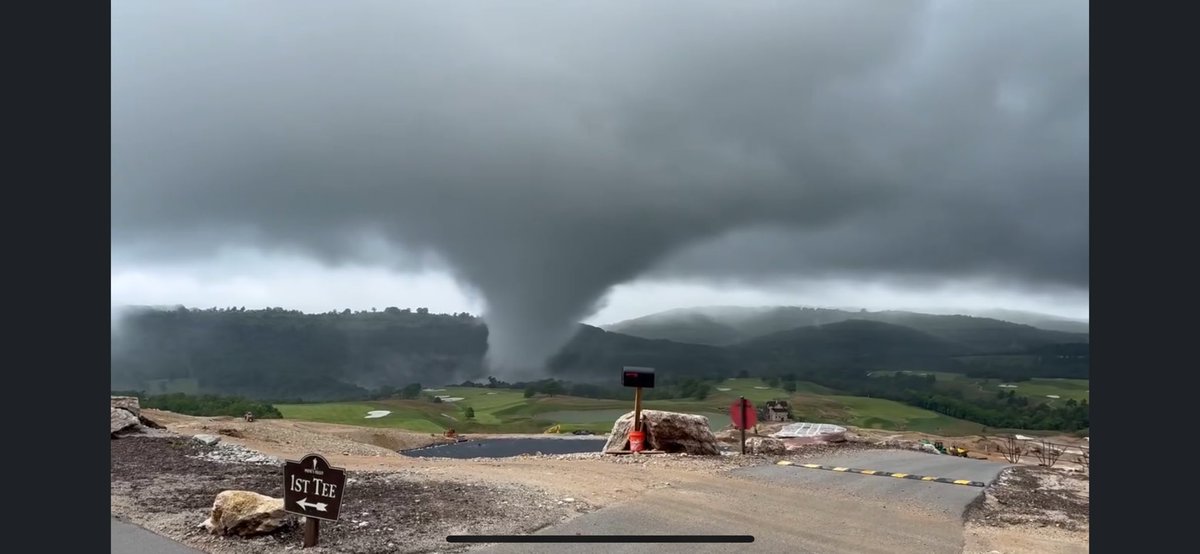 BREAKING: Tornado touches down near the Branson Hills Golf Club in Taney County, Missouri. Credit: Joie B Weather #arwx #mowx