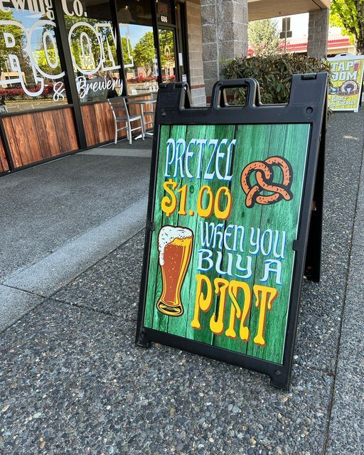 Kick off your week with our Monday special! Grab a flavorful pretzel for just $1 and wash it down with a pint. Don't miss out!