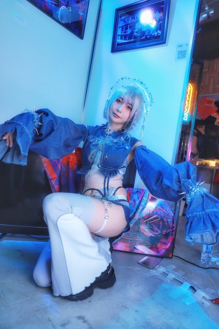 Twitterのコスプレ画像16