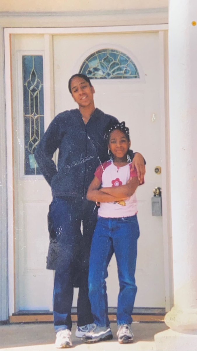 gods9ift's tweet photo. 4 birthdays without you here with me earth side. I did enough crying yesterday ima put my big girl panties on today. Happy birthday mommy! my sweet angel baby. May your soul rest in love and follow me where ever I am. Love you past death twin. https://t.co/nlpkeRMNIL