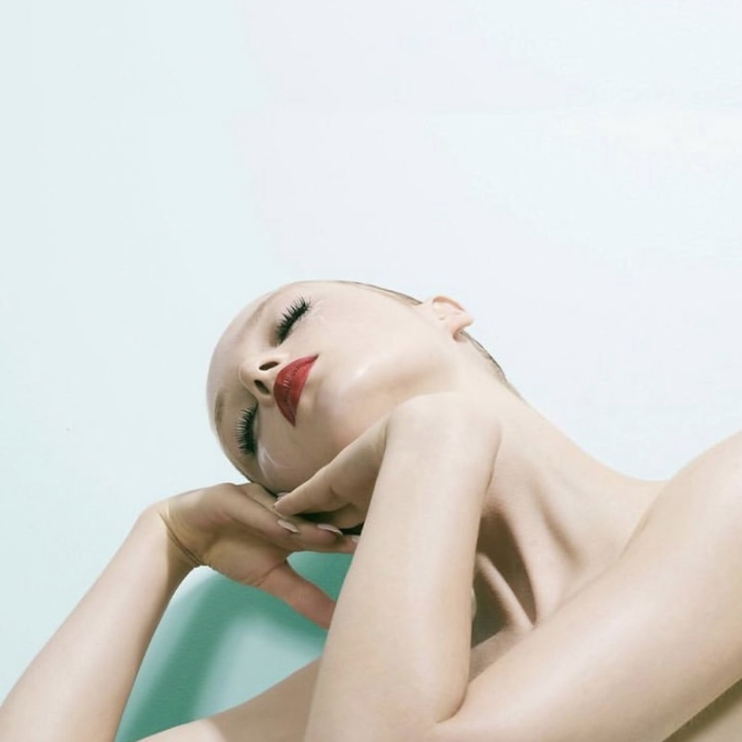 B A L L E R I N A  B E A U T Y⁠
⁠
P H O T O G R A P H E R @jezsmithstudio ⁠
H A I R @budi_juspandi ⁠
M A N I C U R I S T @jizelle.angelique ⁠
M O D E L @lydia.reidd @chadwickmodels ⁠
T H A N K Y O U <a href="/josephtenni/">Joseph Tenni</a> @mavislasola⁠
⁠