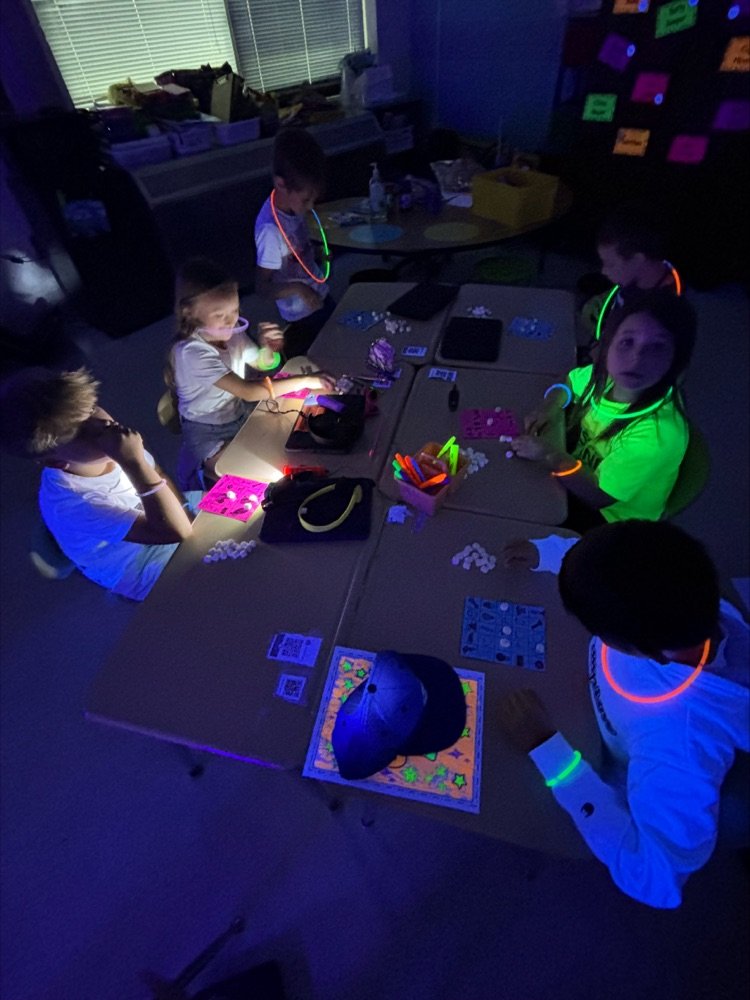 Mrs. Byrds class had a glow day today! They played games and reviewed 2nd grade skills!