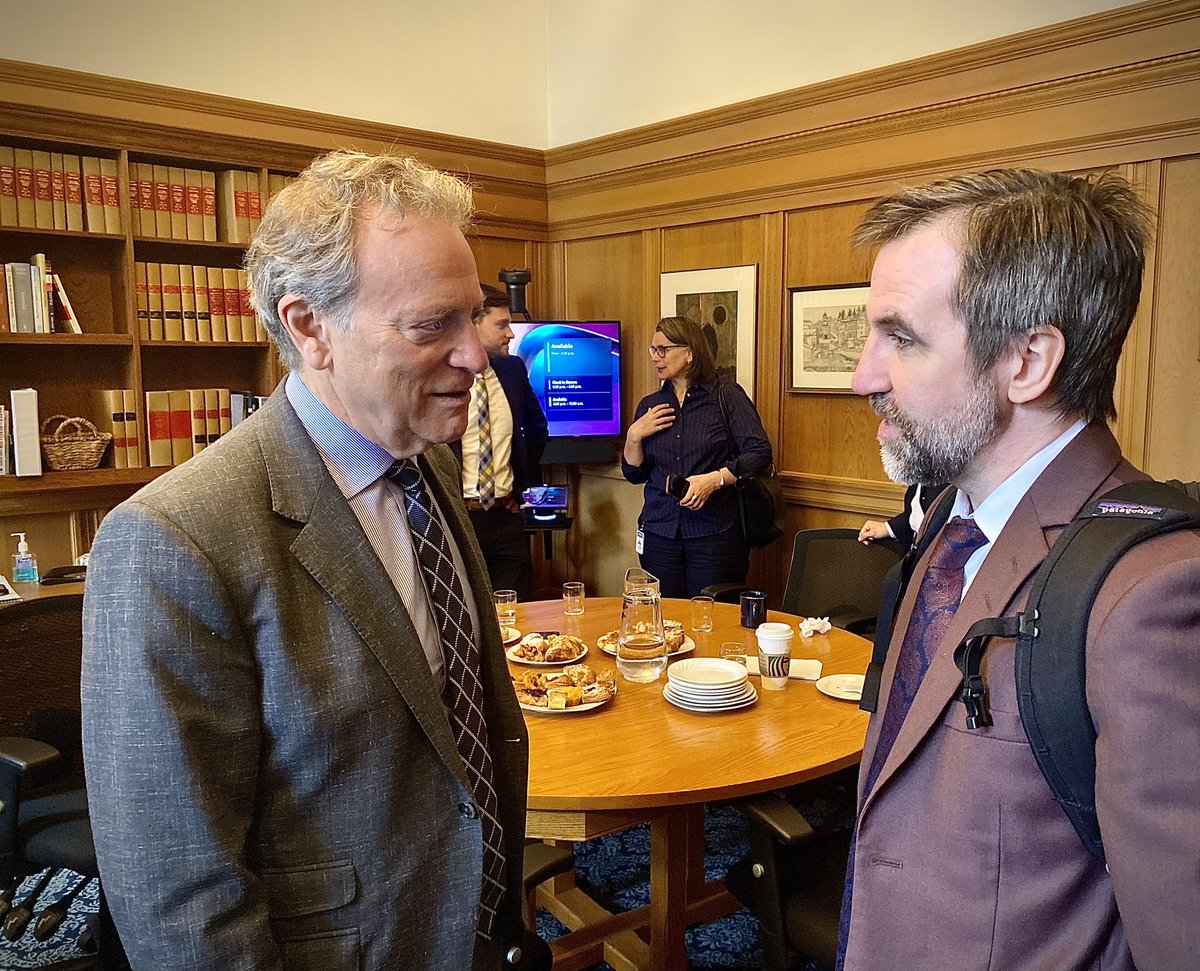 George Heyman (@georgeheyman) on Twitter photo Pleased to welcome <a href="/s_guilbeault/">Steven Guilbeault</a> to discuss the next steps in BC’s cap on emissions from the oil & gas sector. Key to our New Energy Action Framework this leading in 🇨🇦 cap accelerates reduction in GHGs & move us along #CleanBC’s roadmap to 2030 & meet our #climate targets. Pleased to welcome <a href="/s_guilbeault/">Steven Guilbeault</a> to discuss the next steps in BC’s cap on emissions from the oil & gas sector. Key to our New Energy Action Framework this leading in 🇨🇦 cap accelerates reduction in GHGs & move us along #CleanBC’s roadmap to 2030 & meet our #climate targets.